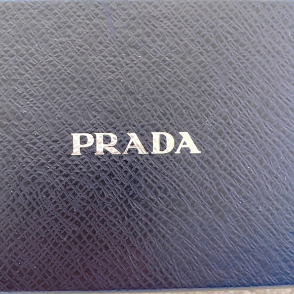 Prada Gift Box - Picture 4 of 4